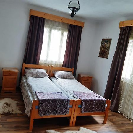 Casa De Vacanta Joldes Hotell Gîrda de Sus Eksteriør bilde